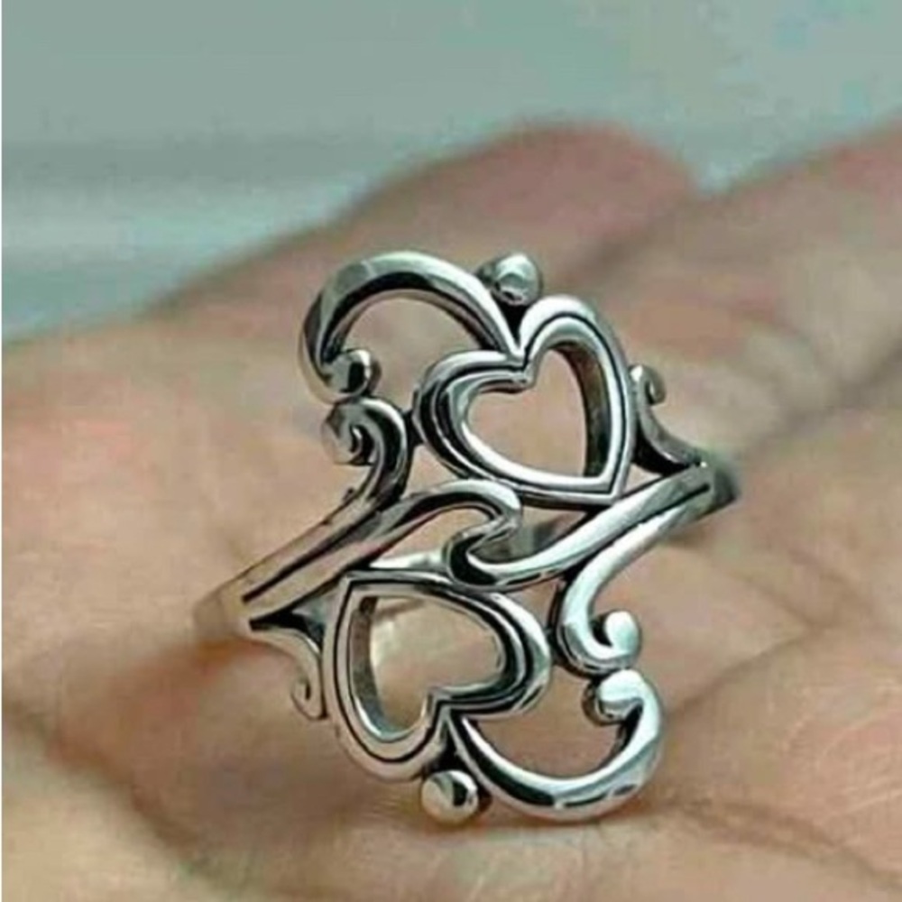 James Avery Silver Heart Ring